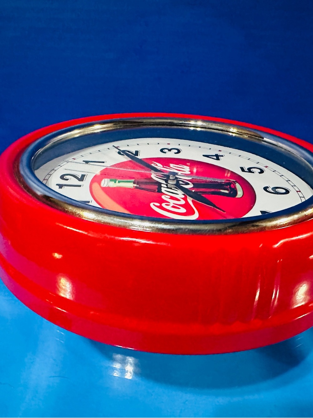 Coca Cola Red Wall Clock Retro Diner Style Metal Case Glass Lens Bottle Logo 9” - Picture 6 of 11